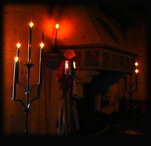 The oratory in St. Thomas's Tower, the king's private hall - Tower of London